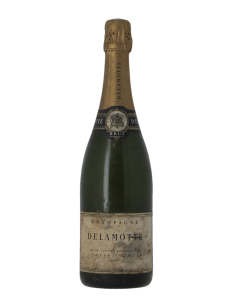 CHAMPAGNE